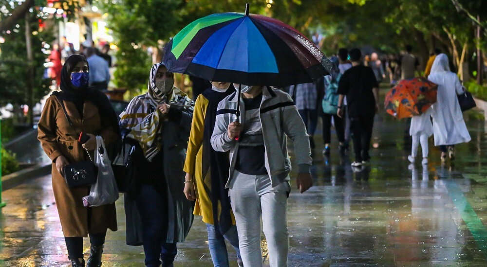  وضعیت آب و هوا، امروز ۱۸ فروردین ۱۴۰۳؛ بارش باران در بیشتر استان‌ها/ وزش باد شدید در نیمه شرقی کشور