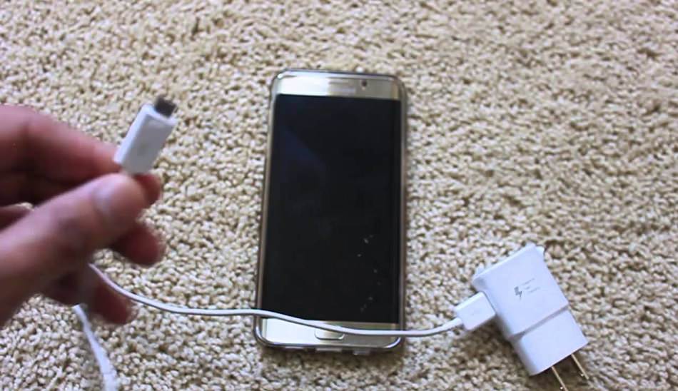 سامسونگ شارژر و کابل USB را از بسته‌بندی گوشی‌های خود حذف می ‎کند