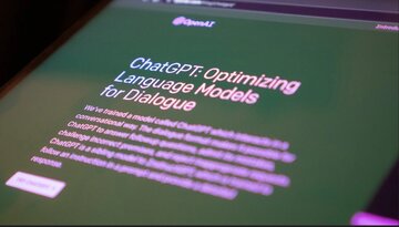 چگونه موش آزمایشگاهی هوش مصنوعی نشویم؟ حواستان باشد به ChatGPT چه می‌گویید که بعدا پشیمان نشوید!