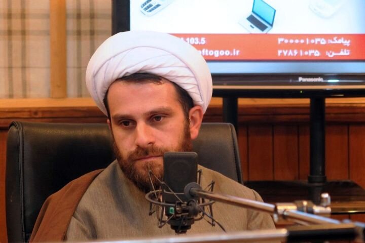 لعن و نفرین دبیر ستاد امر به معروف قم به رفع فیلترکنندگان!/ لعنت خدا بر کسانی که مسیر اشغال سایبری کشور را باز کردند