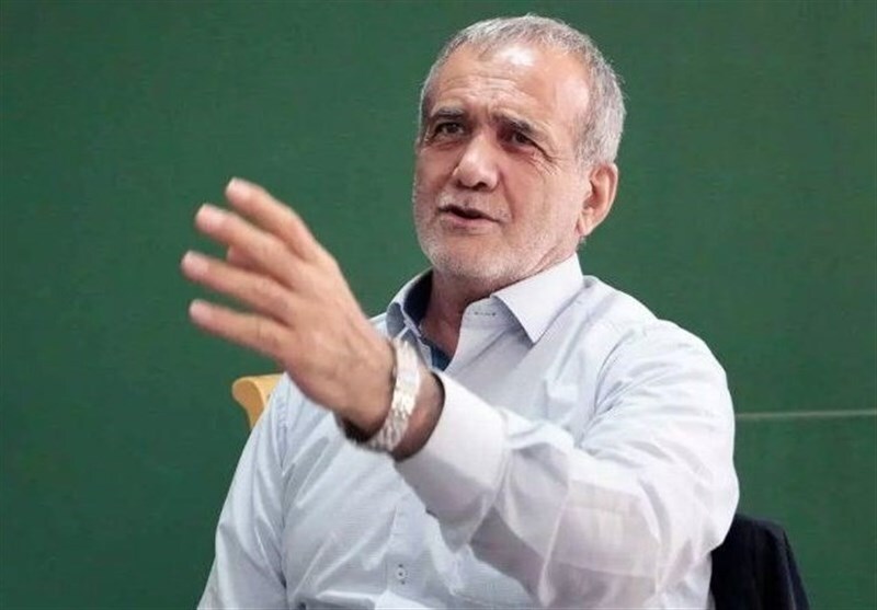  پزشکیان: در مجلس حرفی زدم که عده ای سو استفاده کردند / تصور کردند من گفتم مشتی بر دهان آنهایی که نیامدند رای بدهند، زدیم؛ منظورم آنهایی که نمیخواستند مردم پای صندوق بیایند بود