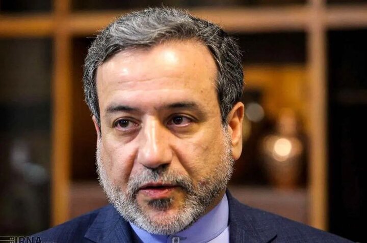 عراقچی: عضو باندنیویورکی‌ها نیستم /در مذاکرات شرافتمندانه طبق قانون راهبردی مجلس عمل خواهیم کرد /هیچ تفاوتی بین میدان و دیپلماسی وجود ندارد