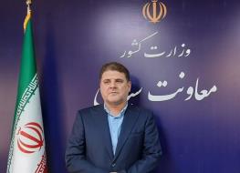  احزاب مشاوران بی‌مزد و منت دولت هستند کنایه معاون وزیر کشور به احزاب شب انتخاباتی/ باید از دل احزاب رئیس جمهور و نمایندگان مجلس خارج شوند
