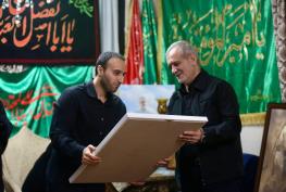  دیدار رئیس جمهور منتخب ملت با خانواده شهید سلیمانی/ خانواده سردار سلیمانی نقش فضای مجازی در توسعه کسب و کار مردم را تعیین کننده دانستند / پزشکیان: در پیام‌های شهید سلیمانی بویی از تفرقه وجود نداشت؛ نه با کسی دعوا داشت و نه کسی را حذف می‌کرد