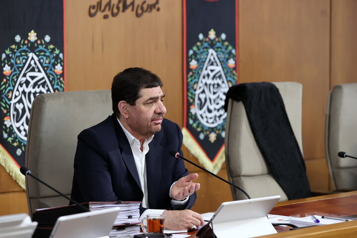 مخبر: تحریم‌ها عملاً بی‌اثر و ساختار کشور در برابر تحریم‌ها مقاوم شده است/ امروز آمریکایی‌ها در ضعیف‌ترین نقطه قرار گرفته‌اند!